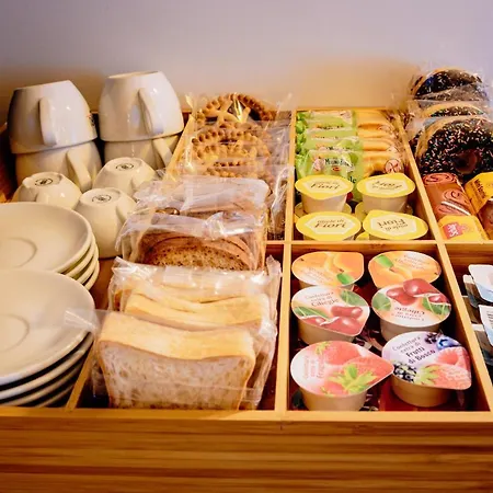 Bed & Breakfast The Lovers