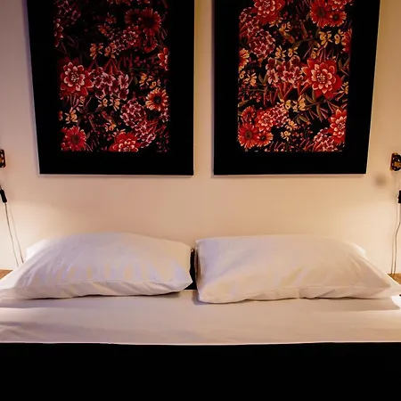 The Lovers Bed & Breakfast *