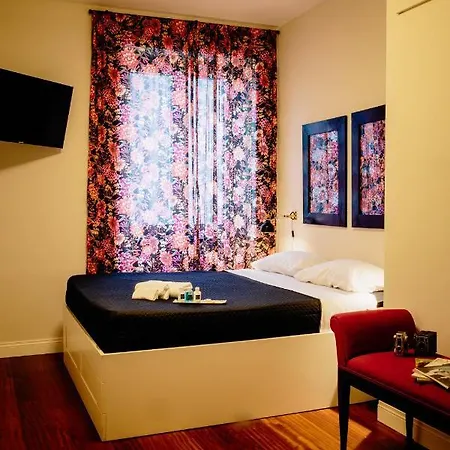 The Lovers Bed & Breakfast